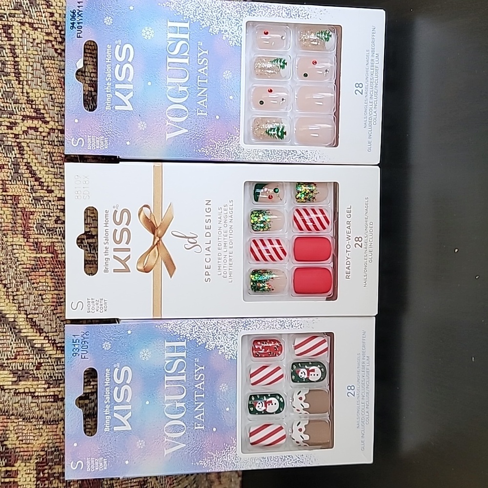 3 Packs Kiss Holiday Glue On Nails Short Length New Christmas Winter